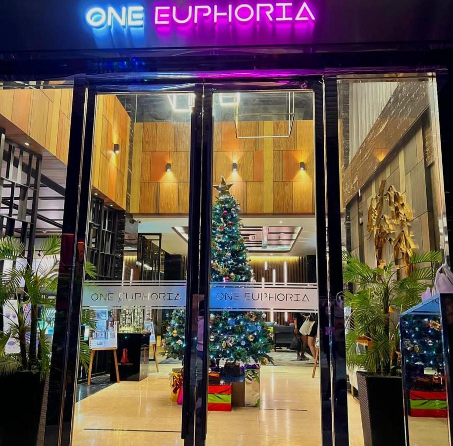 One Euphoria Prime Suite Hotel Angeles Exterior photo