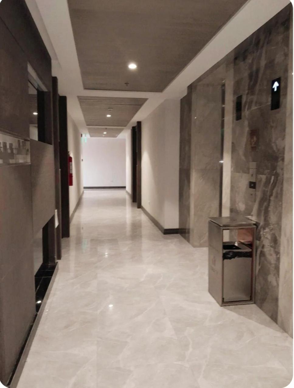 One Euphoria Prime Suite Hotel Angeles Exterior photo